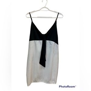 Black & White Tunic Style Sleeveless Blouse Size 2X